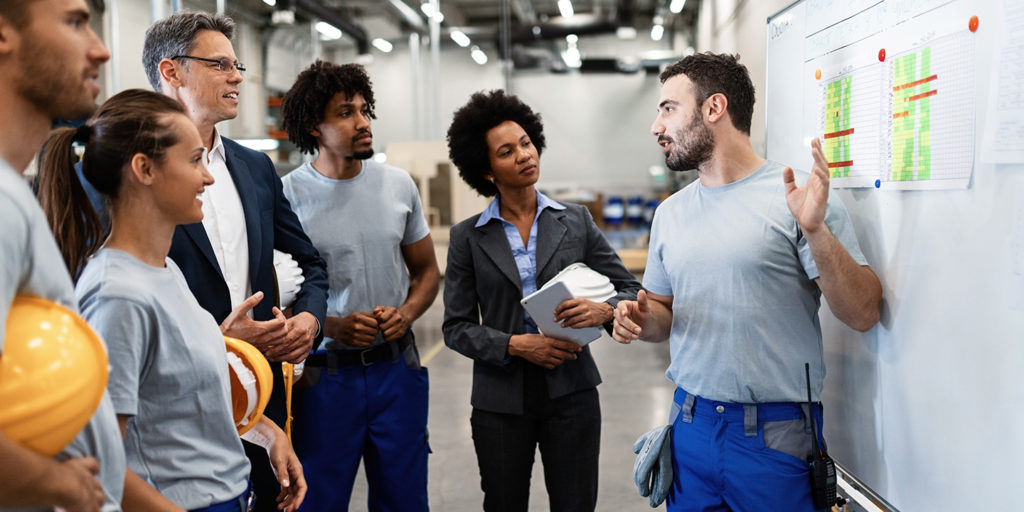 Los cargos esenciales de logística en una empresa