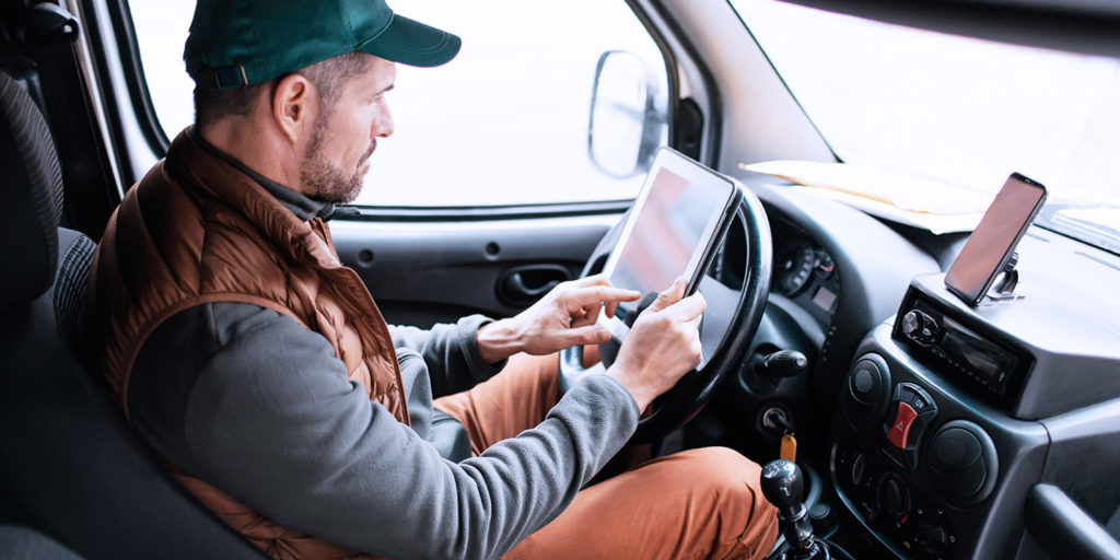 Rastreo vehicular: la tecnología satelital que transforma la gestión de flotas