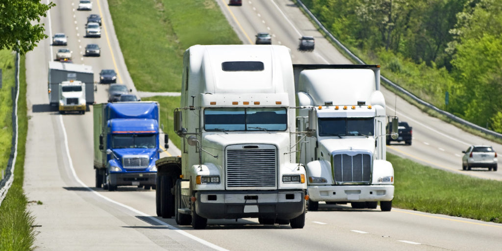 Cómo realizar una política de gestión interna de flotas