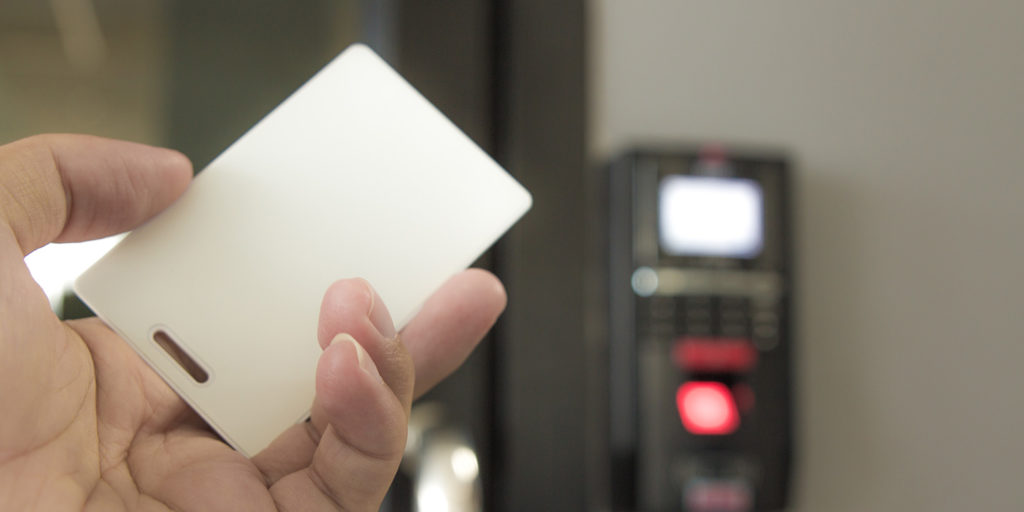 3 tecnologías para el control de acceso en colegios y empresas